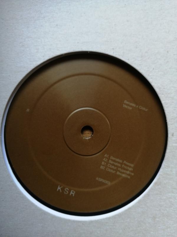 Benales, Clotur - Vector
