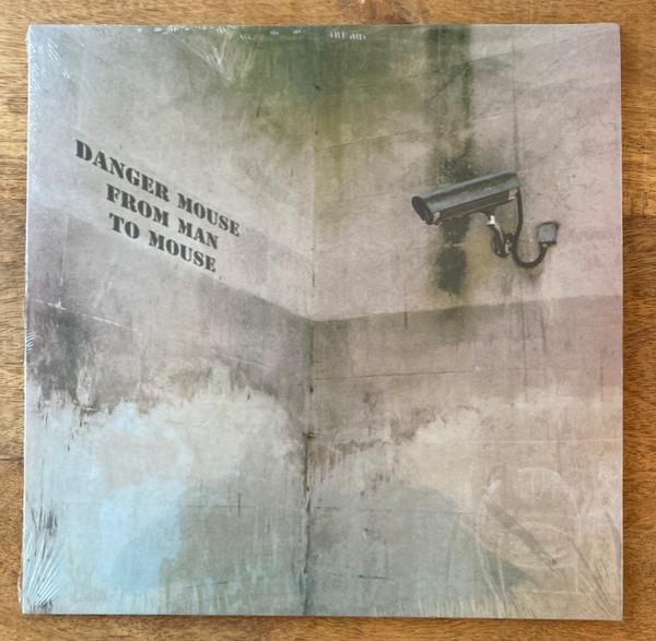 Danger Mouse - From Man To Mouse