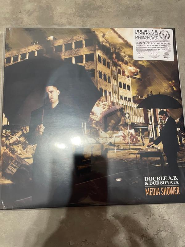 Double A.B, Dub Sonata - Media Shower