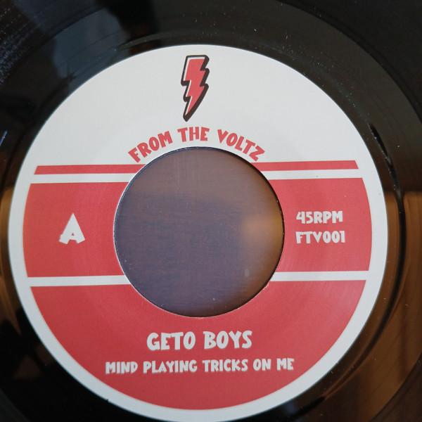 Geto Boys, Isaac Hayes - Mind Playing Tricks On Me / Hung Up On My Baby