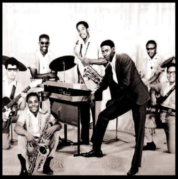 Mickey & The Soul Generation - Iron Leg