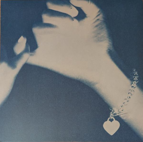Momma (6) - Welcome To My Blue Sky (The Heart Charm)