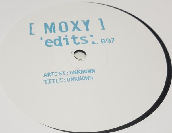  - Moxy Edits 007