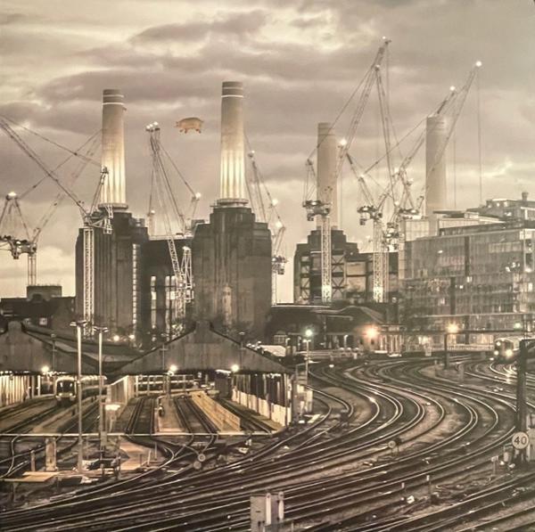 Pink Floyd - Animals (2018 Remix)