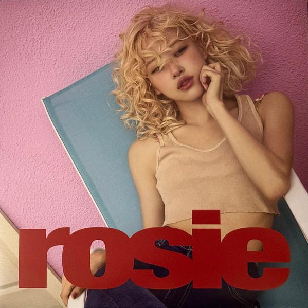 Rosé (2) - Rosie