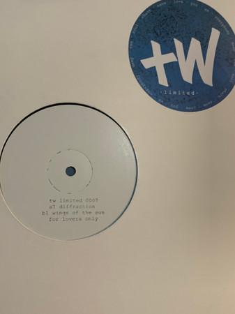 Thomas Wood - Diffraction / Wings Of The Sun