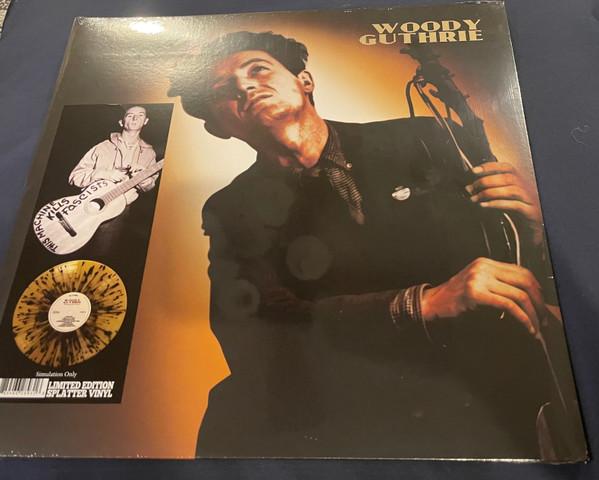 Woody Guthrie - This Machine Kills Fascists